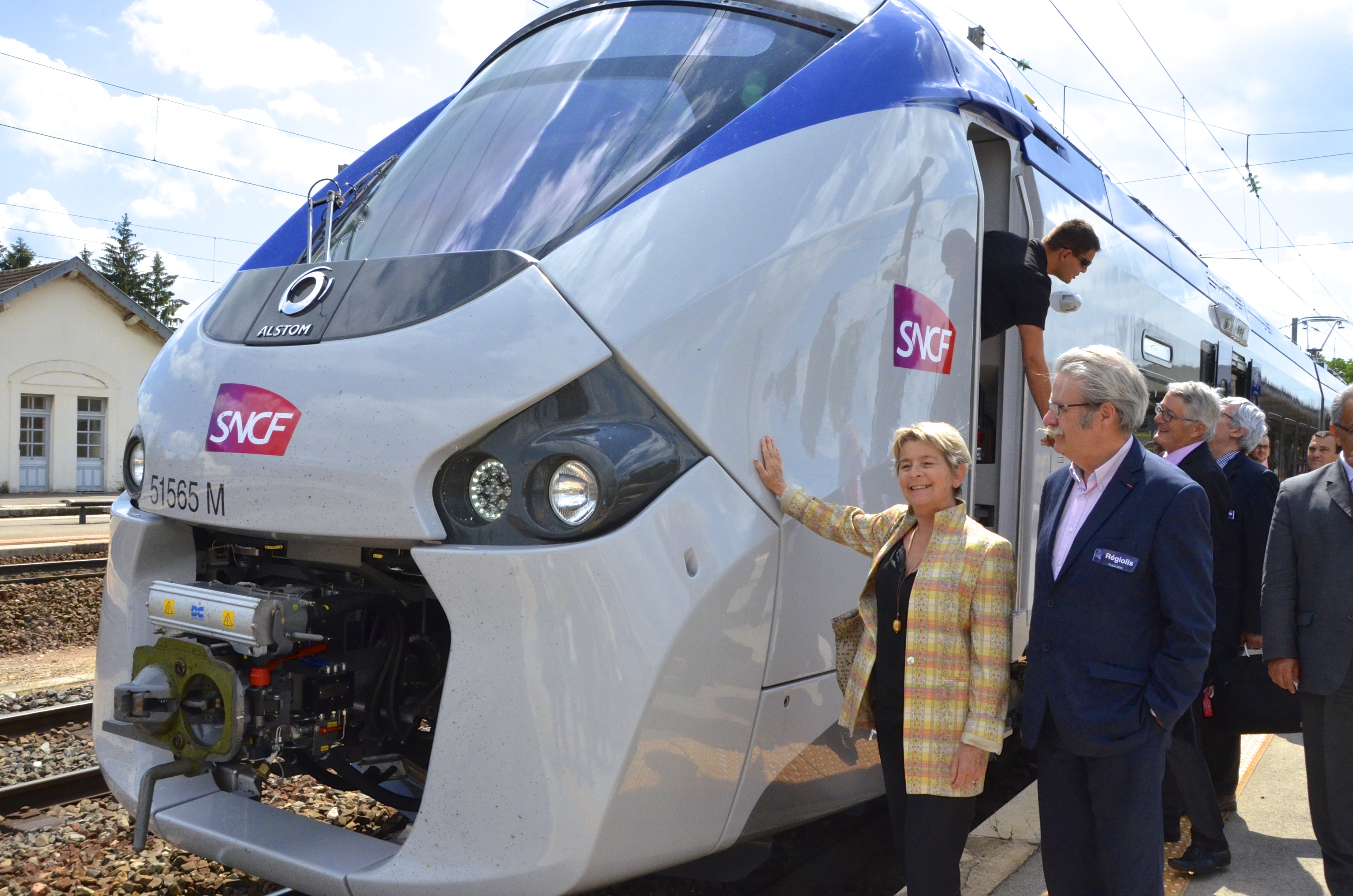 Le Régiolis, Nouveau TER D’Alstom, Enfin Sur Les Rails En Franche-Comté ...