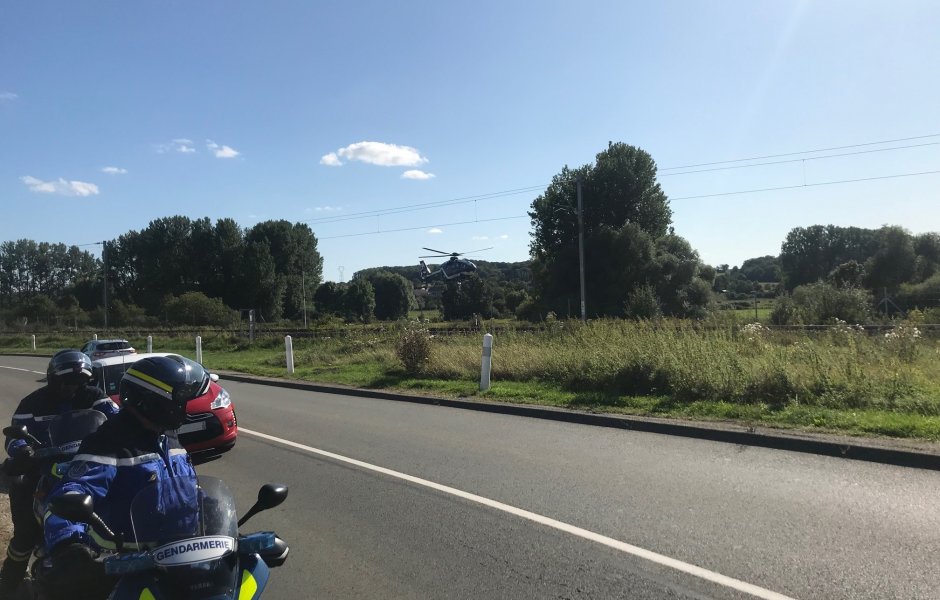 Faits divers. Colmar : contre une voiture de gendarmerie