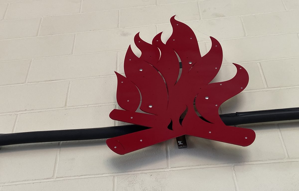 Logo feu dans caserne de pompier ©