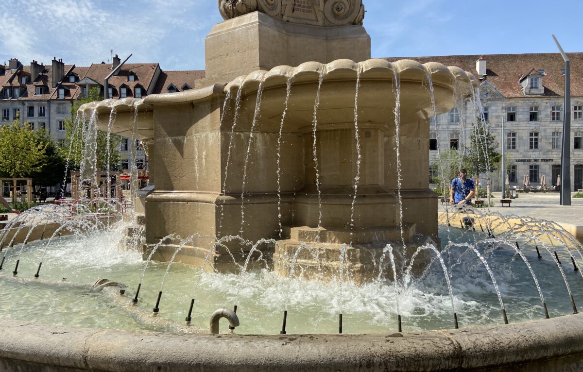 Fontaine de la place de la Révolution à Besançon. © Alexane Alfaro