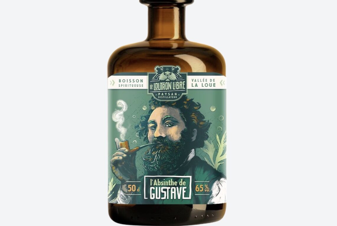 L’absinthe de Gustave 65° de la Distillerie Le Loutron Libre (Mouthier-Hautepierre). © Distillerie Le Loutron Libre et Nina  Courtois