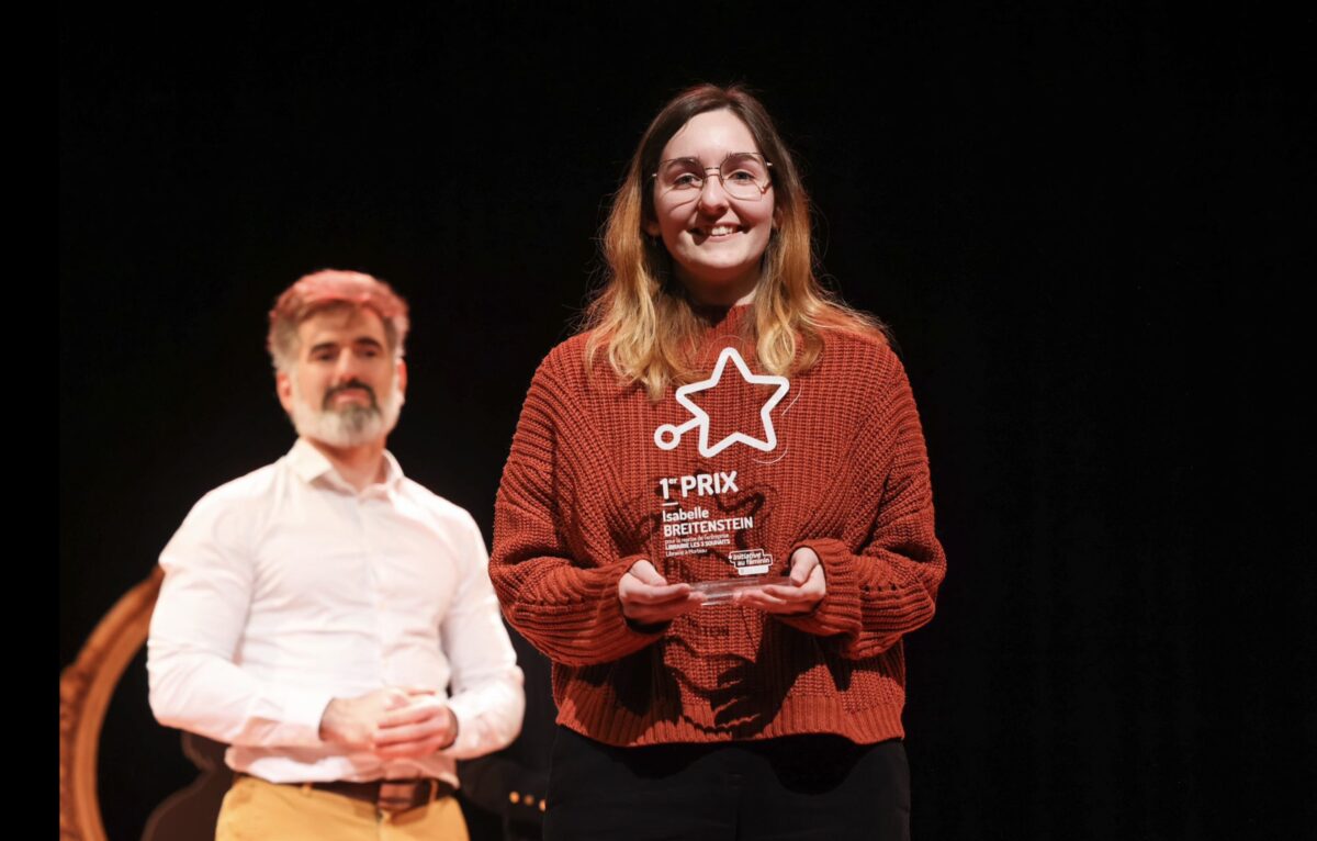 Isabelle Breitenstein a remporté 5.000€ pour la reprise de la Librairie Les 3 Souhaits à Morteau. © Initiative au féminin