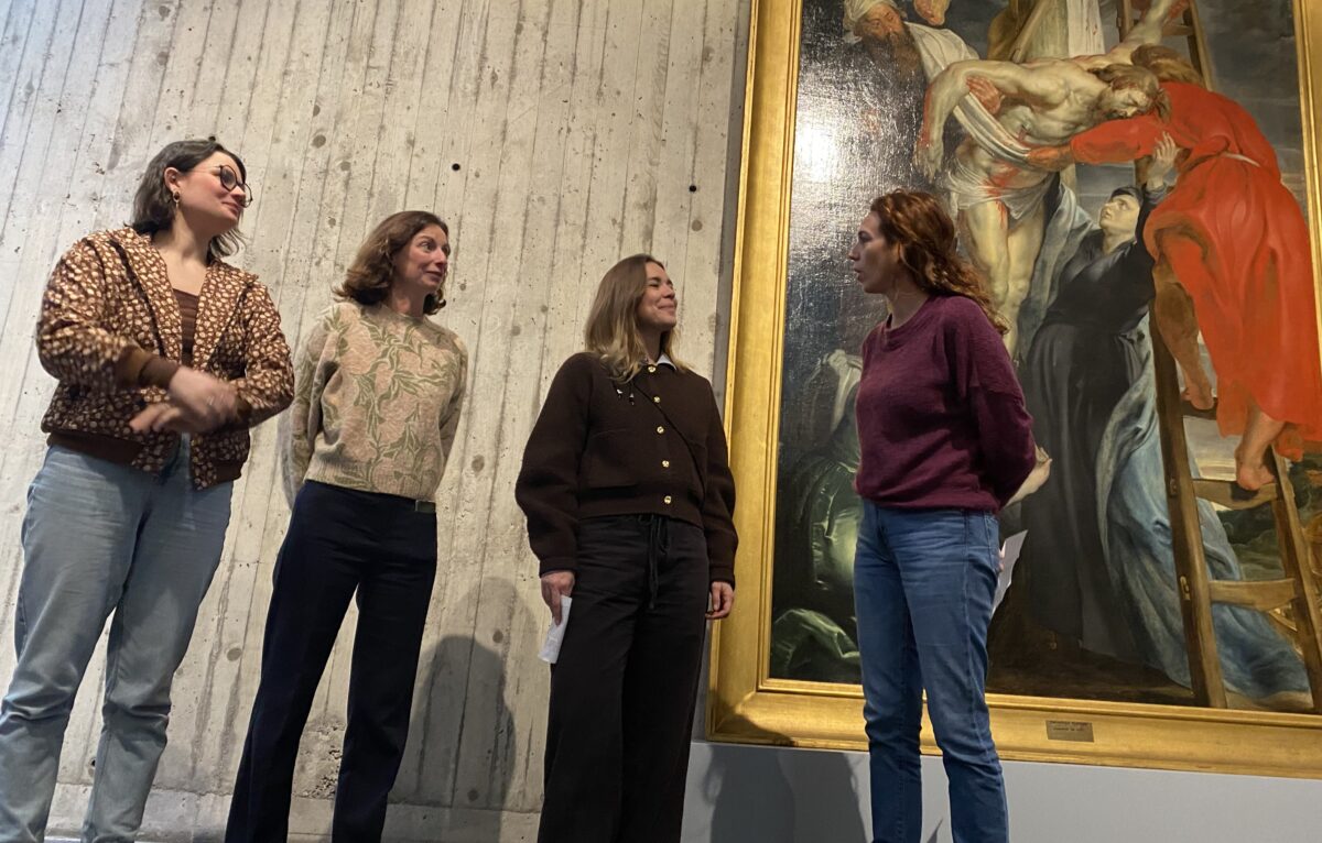 Fleur Morefoisse, directrice des Beaux-arts de Valenciennes, Virginie Duffroy, conservatrice chargée des collections des Beaux-arts du musée et  Aline Chassagne, adjointe à la maire en charge de la Culture. 
 © Hélène Loget